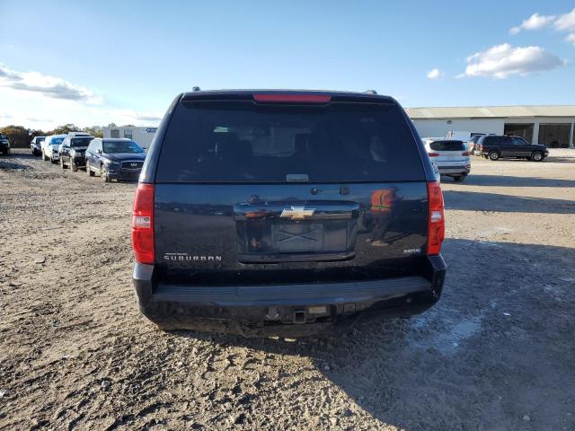 Chevrolet Suburban K1500 Ls Image 3