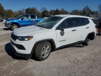  Salvage Jeep Compass