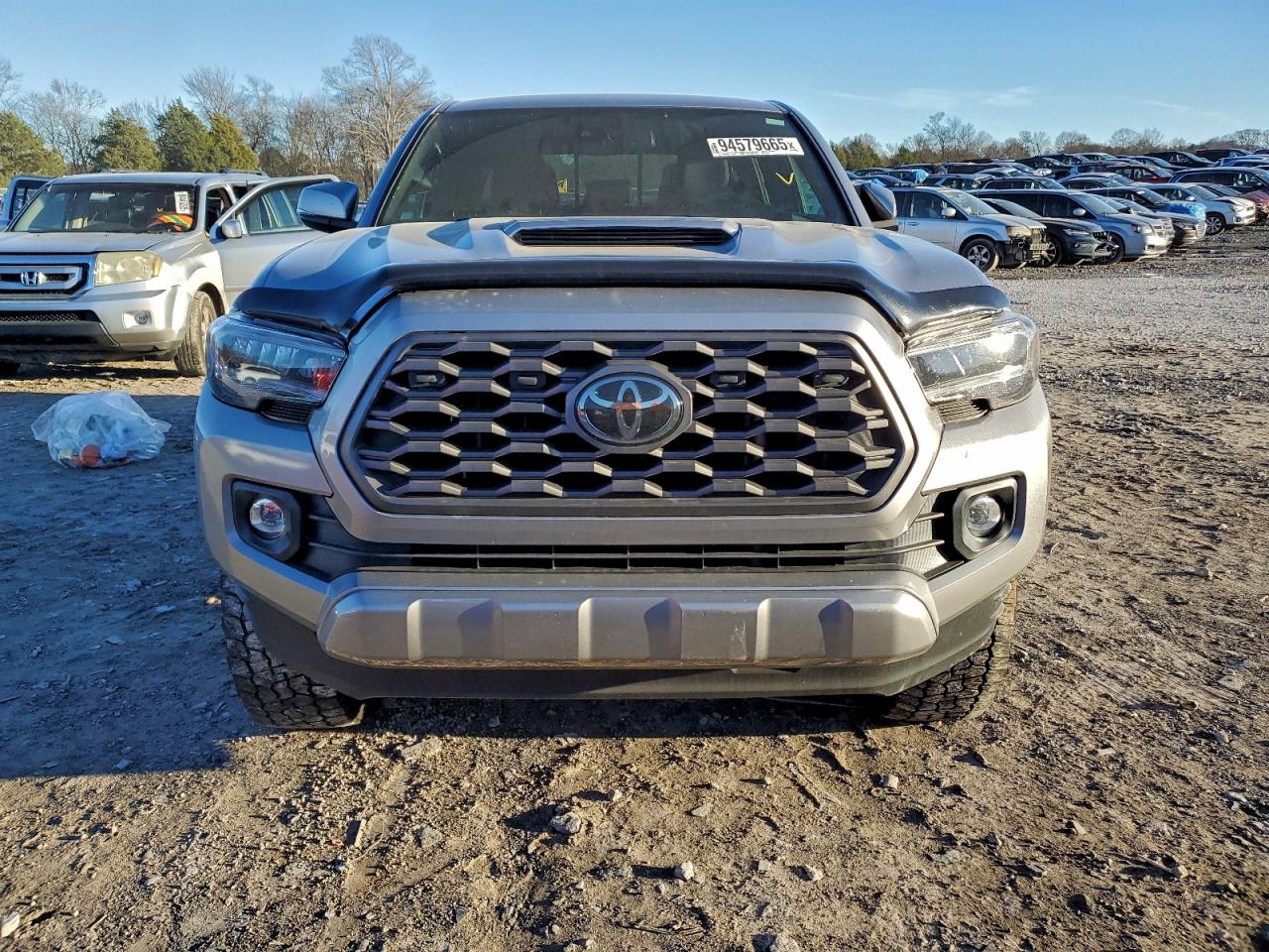 Toyota Tacoma Double Cab Image 9
