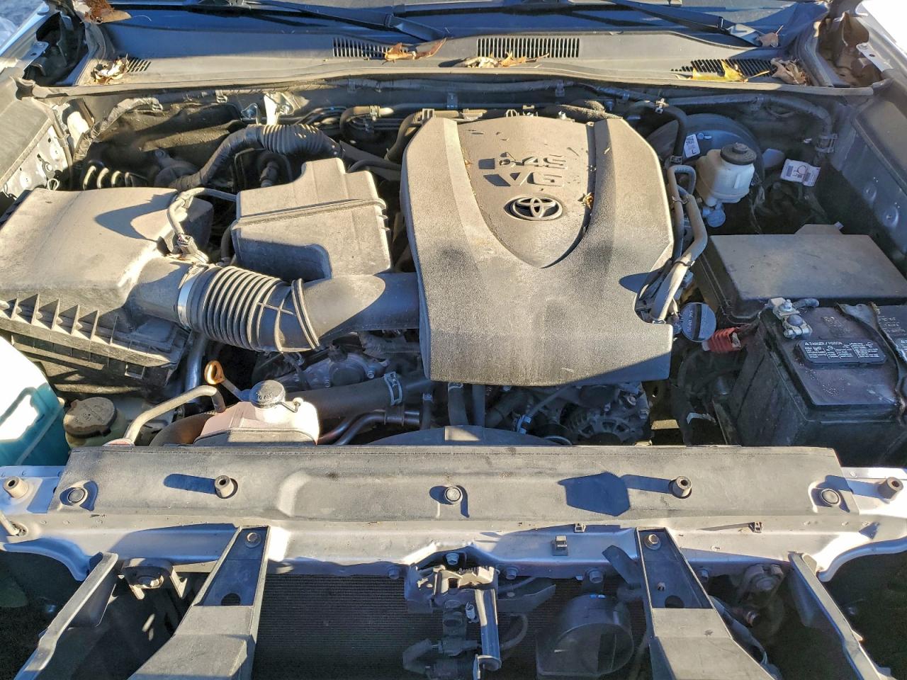 Toyota Tacoma Double Cab Image 8