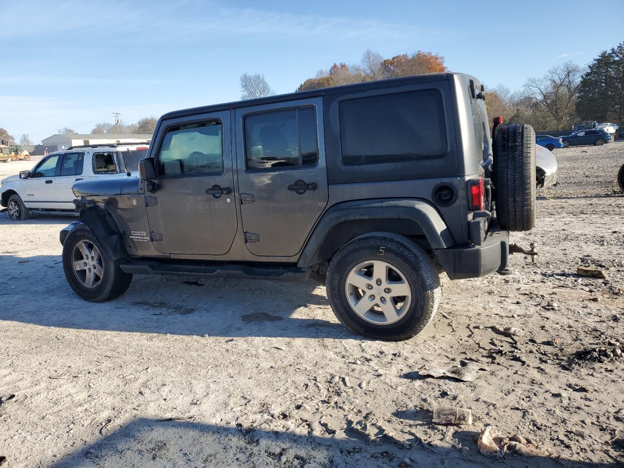 Jeep Wrangler Sport Image 12