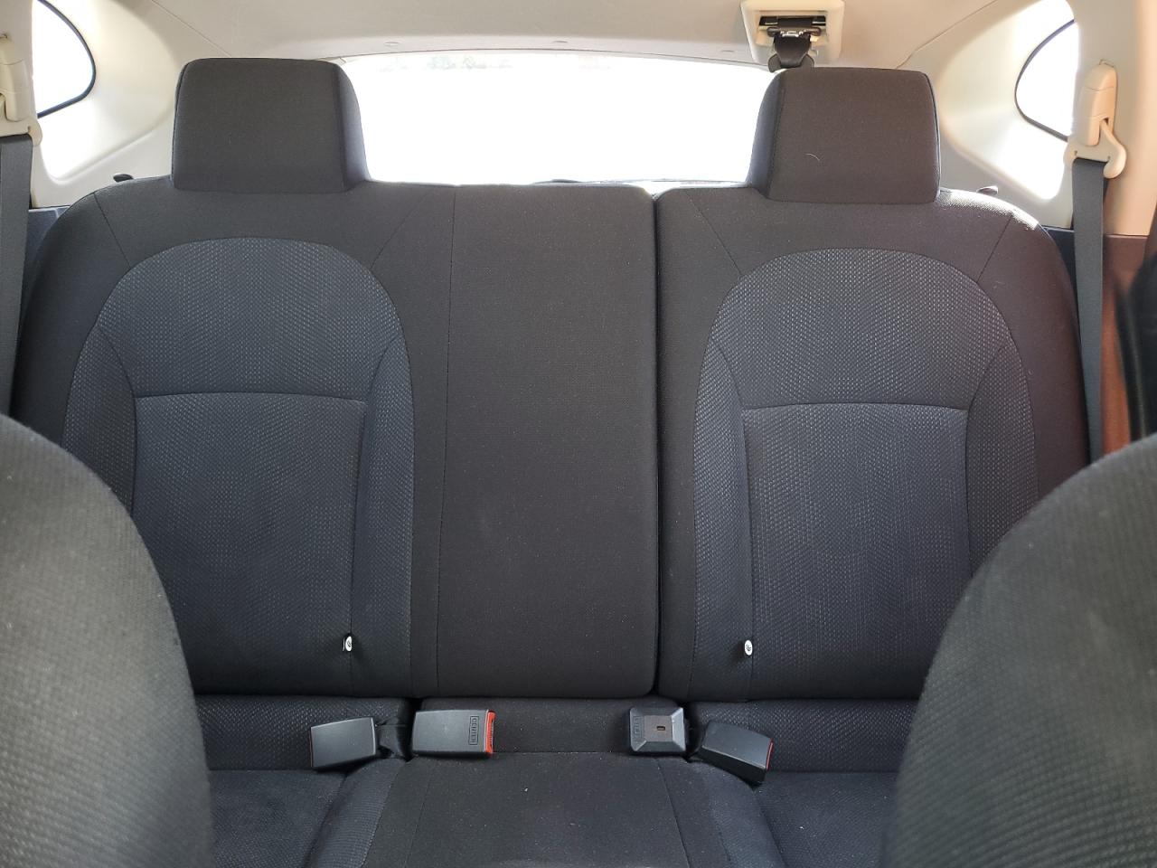 Nissan Rogue S Image 7