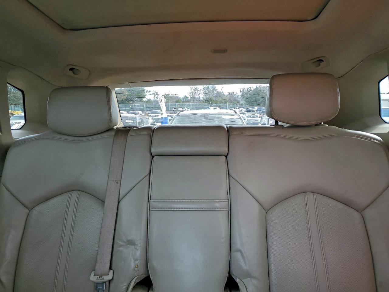 Cadillac SRX Luxury Collection Image 5