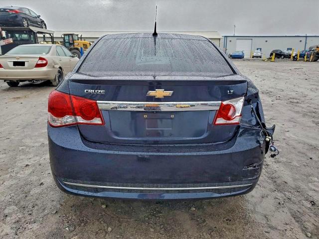 Chevrolet Cruze Lt Image 13