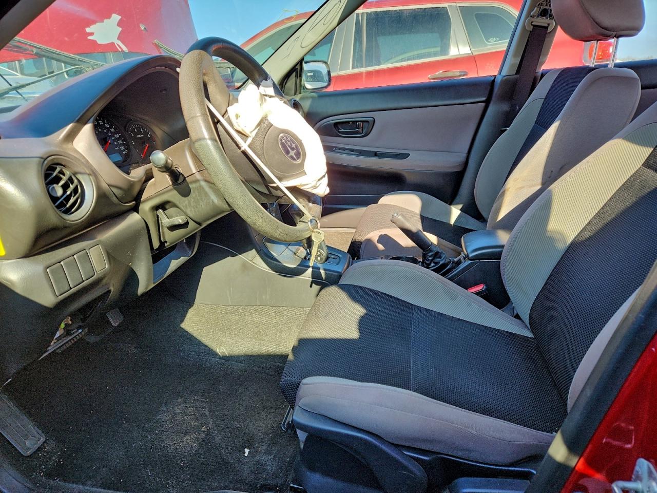 Subaru Impreza 2.5i Image 8