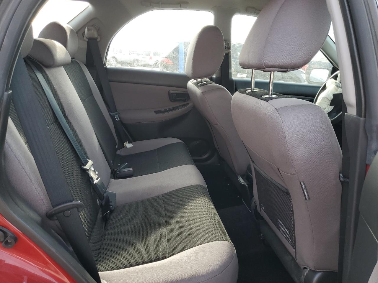 Subaru Impreza 2.5i Image 14