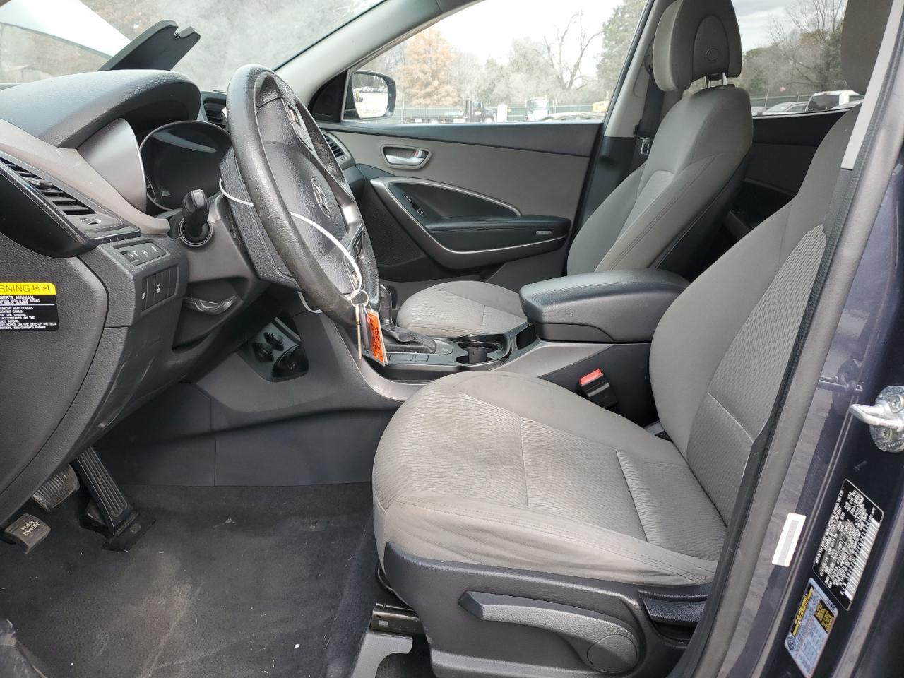 Hyundai SANTA FE Image 5