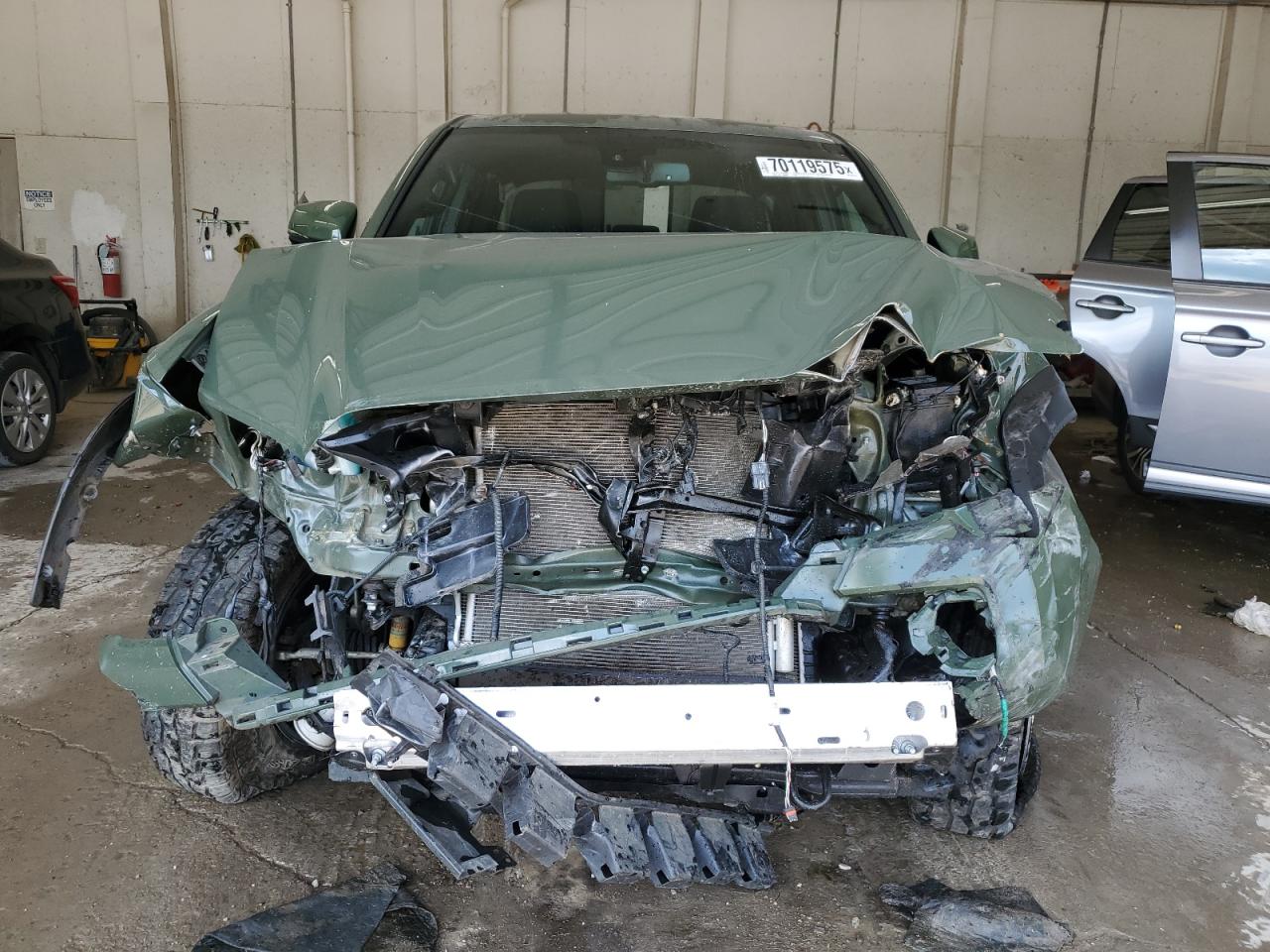 Toyota Tacoma Double Cab Image 5