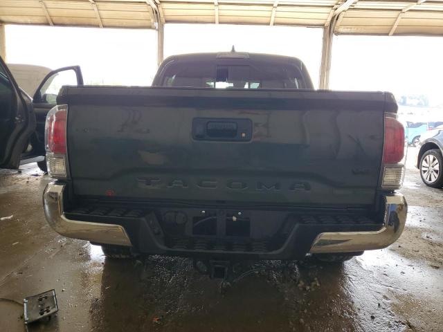 Toyota Tacoma Double Cab Image 4