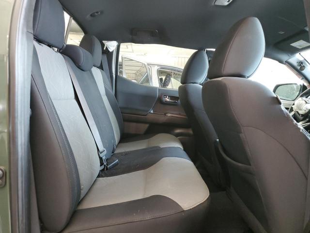 Toyota Tacoma Double Cab Image 9