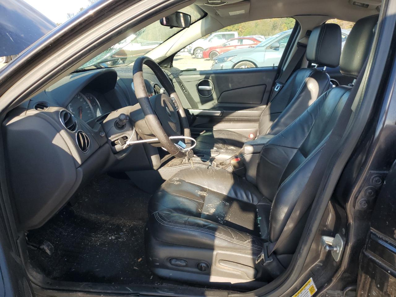 Pontiac Grandprix Image 9