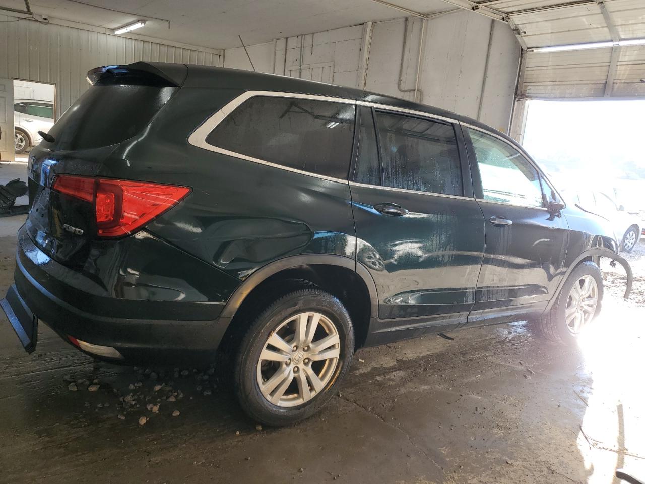 Honda Pilot Lx Image 2