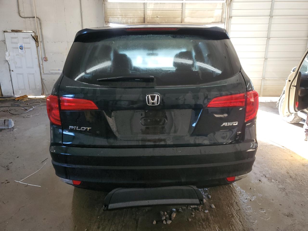 Honda Pilot Lx Image 4