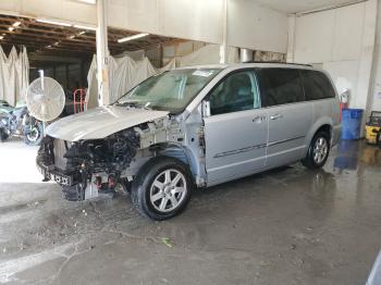  Salvage Chrysler Minivan