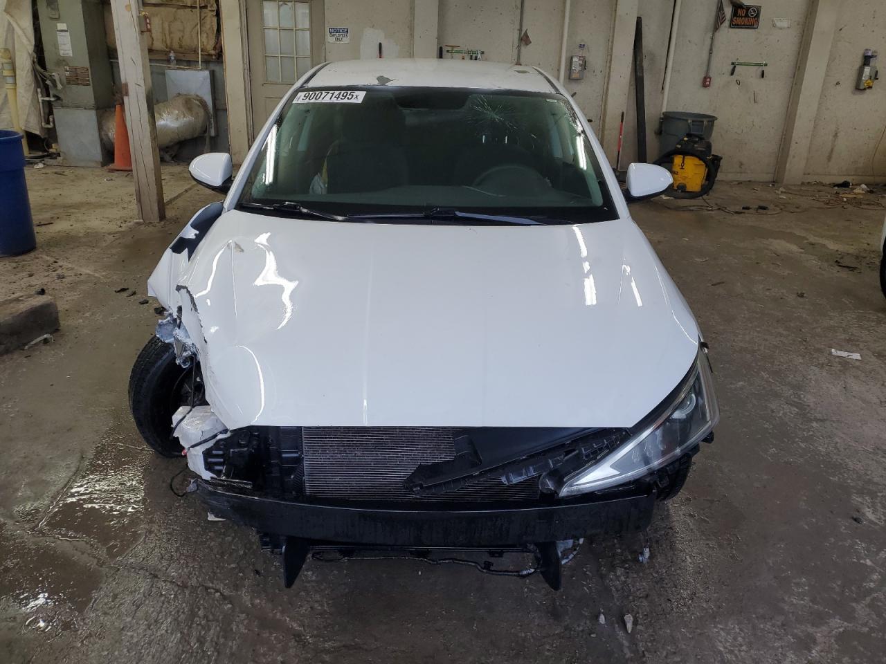 Hyundai ELANTRA Se Image 9