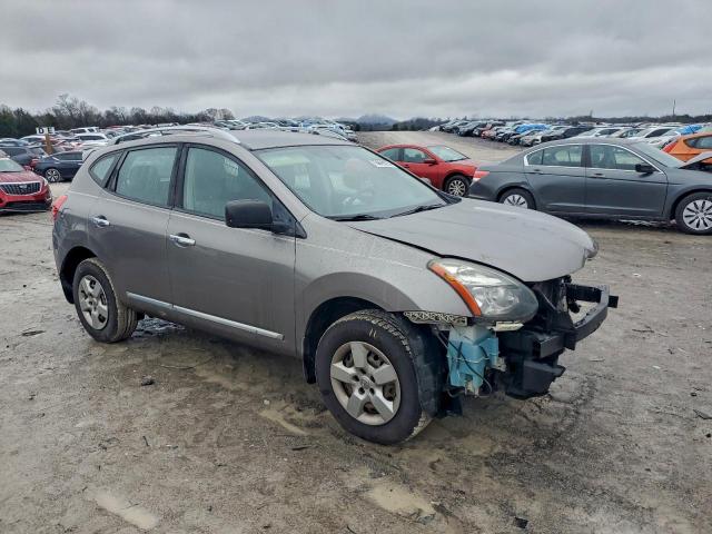 Nissan Rogue S Image 4