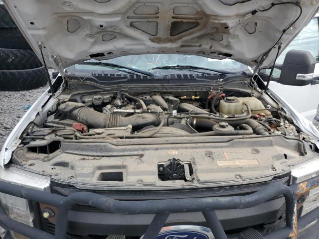 Ford F-450 Super Duty Image 11