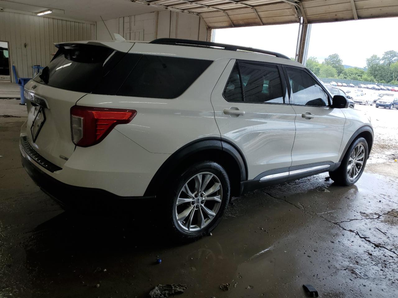 Ford Explorer Xlt Image 13