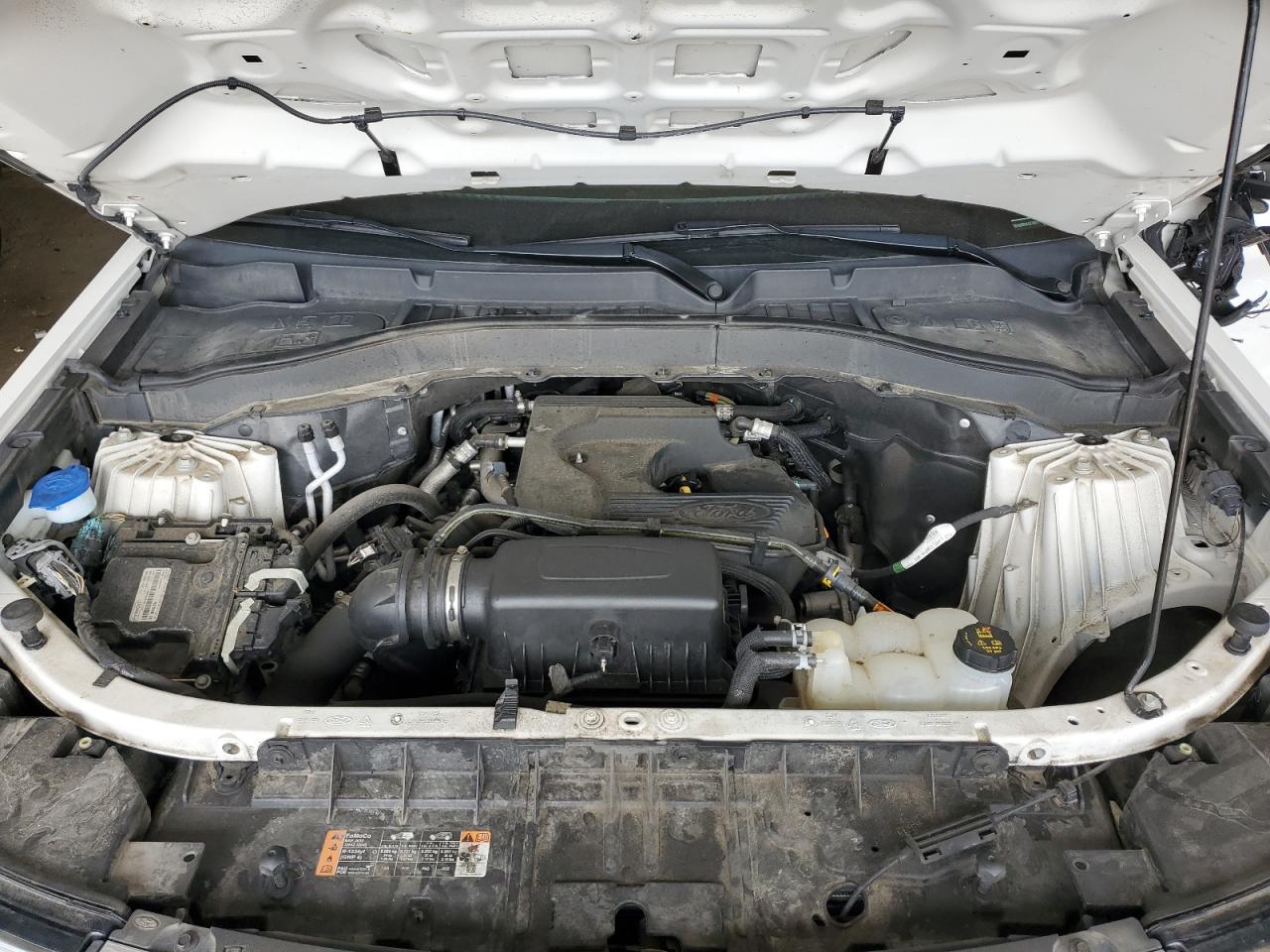 Ford Explorer Xlt Image 8