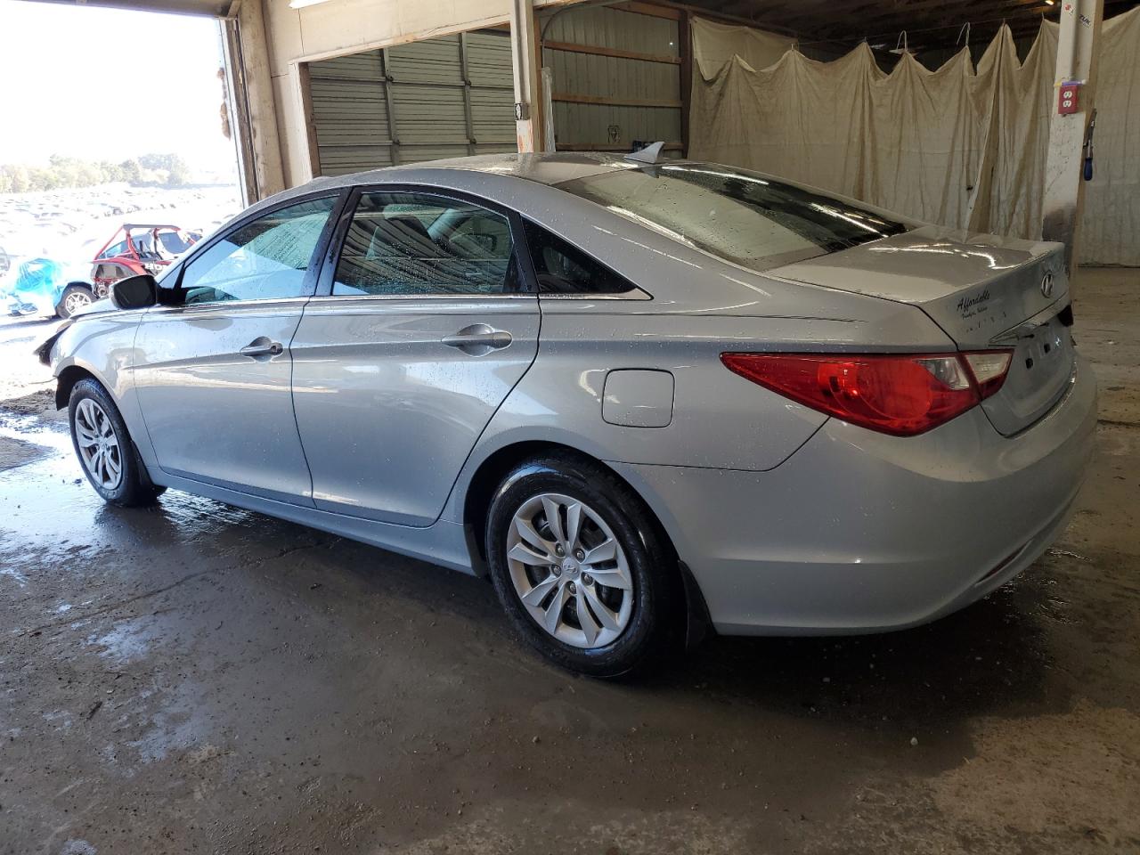 Hyundai SONATA Gls Image 11