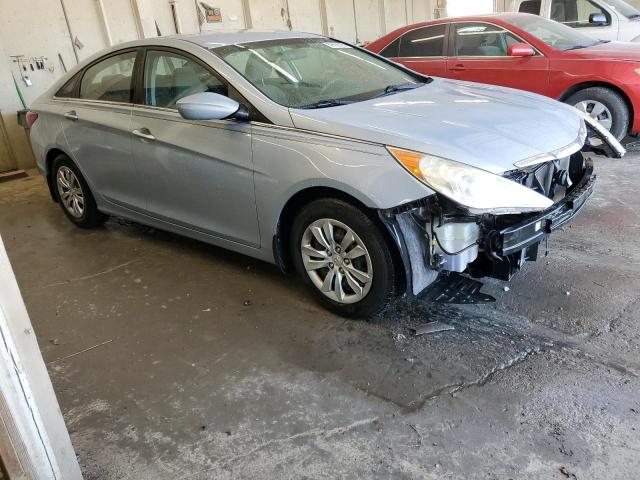 Hyundai SONATA Gls Image 12