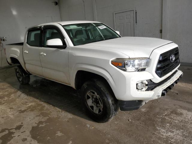 Toyota Tacoma Double Cab Image 3