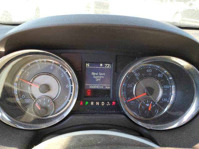 Chrysler Minivan Limited Image 12