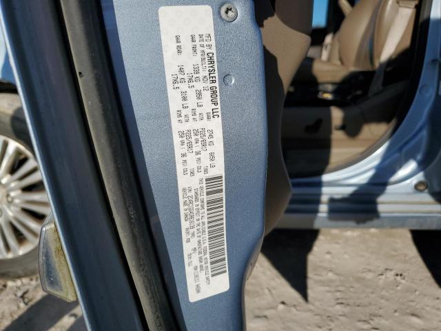 Chrysler Minivan Limited Image 13