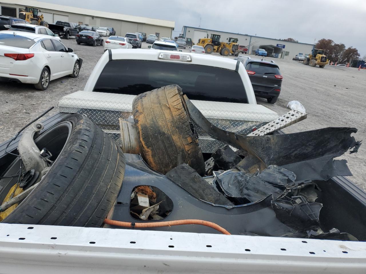 Ford F-150 Super Cab Image 6