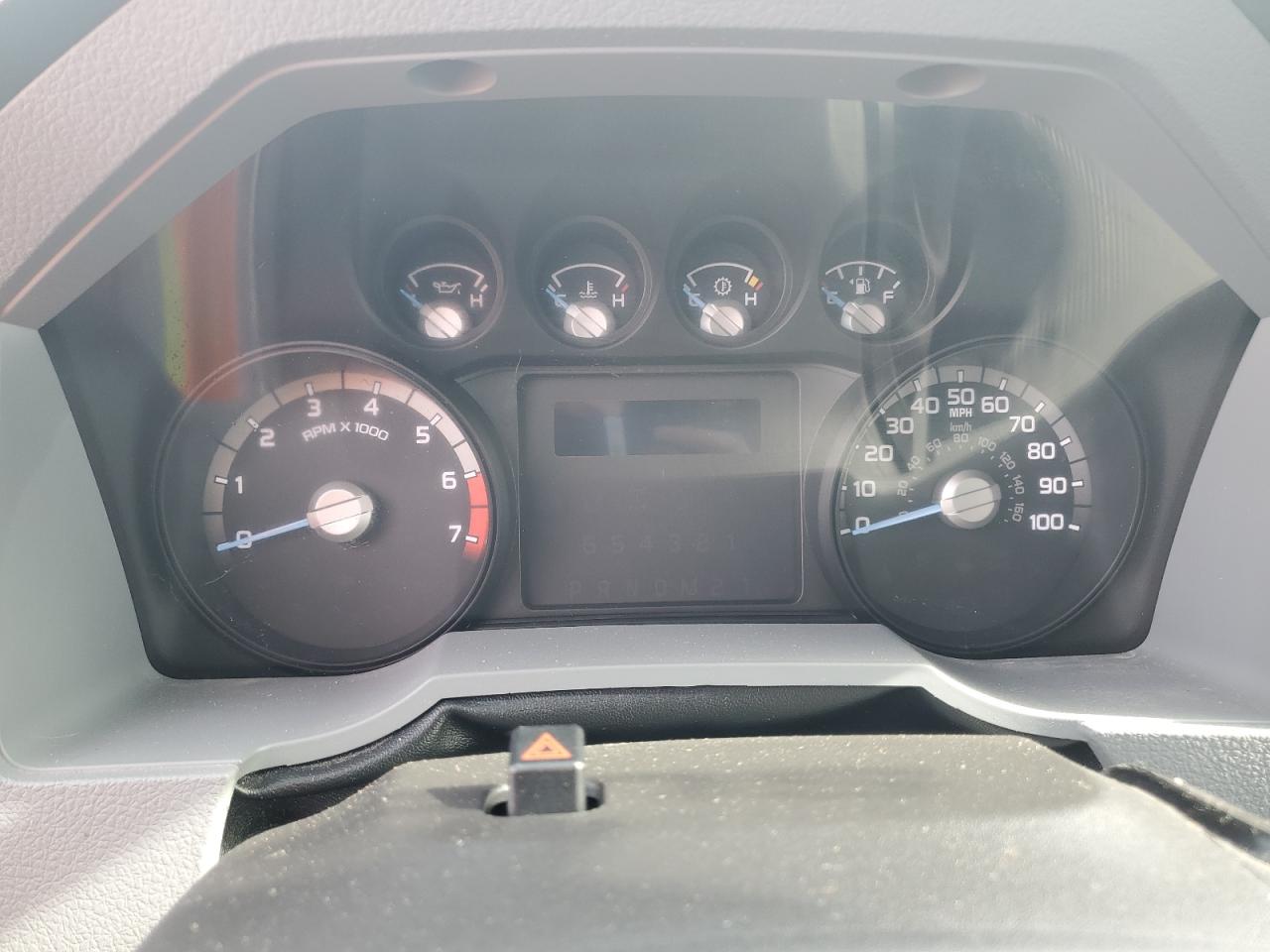 Ford F-350 Super Duty Image 6