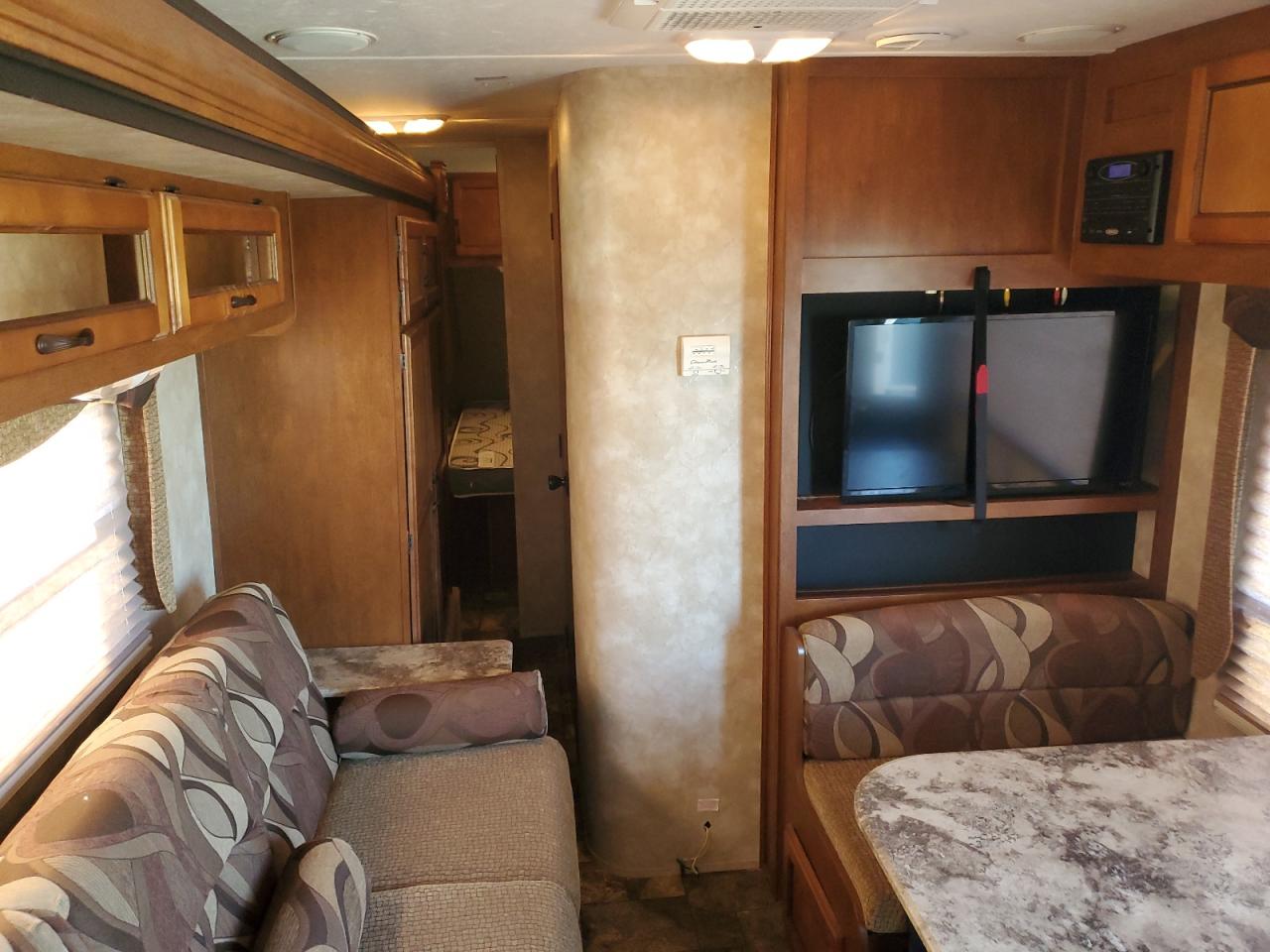 Coachmen Catalina D Image 2