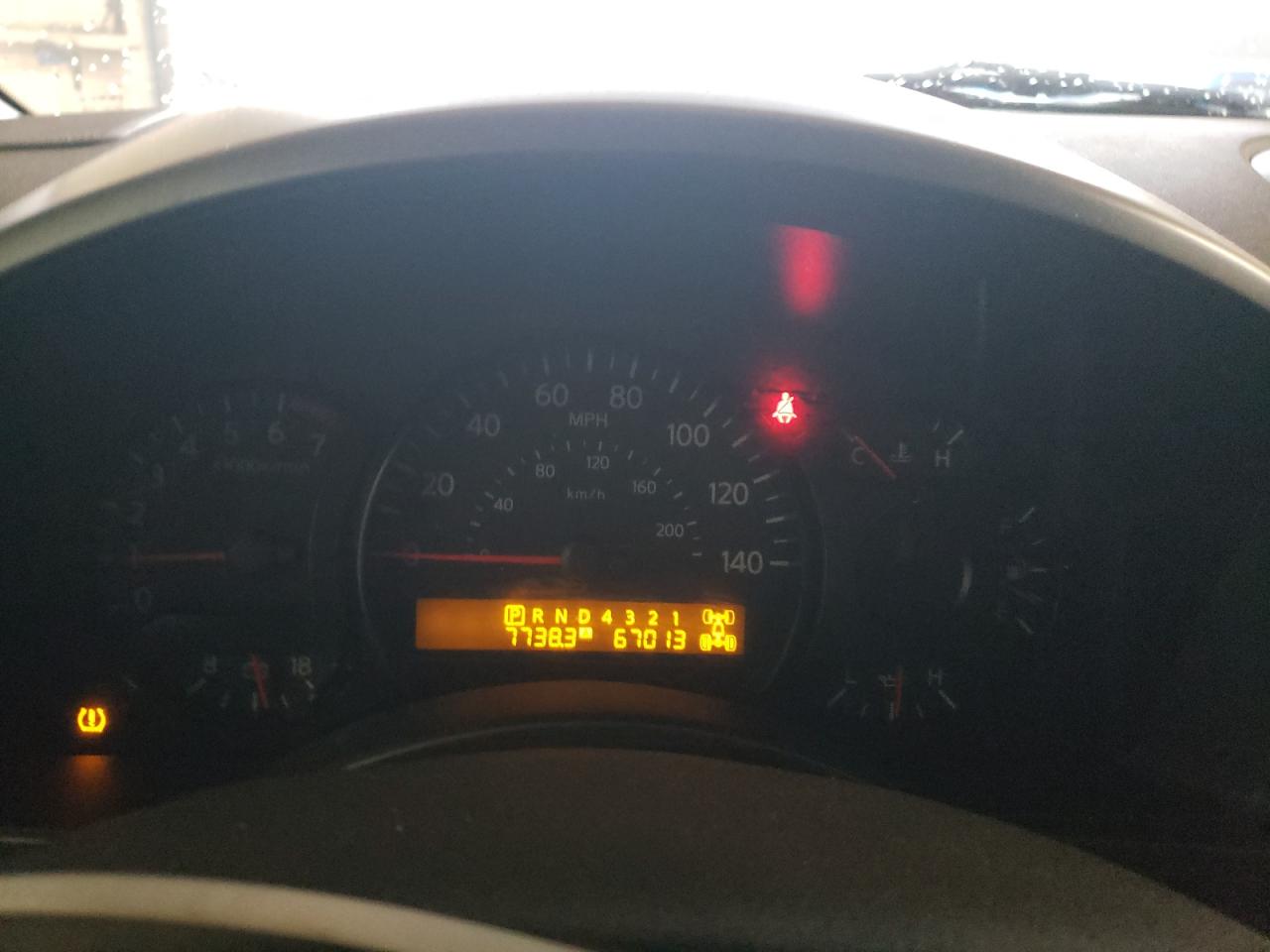 Nissan Titan Xe Image 5