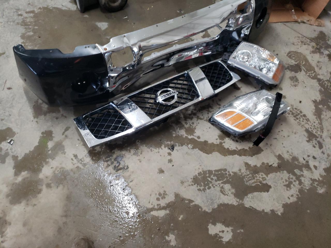 Nissan Titan Xe Image 6