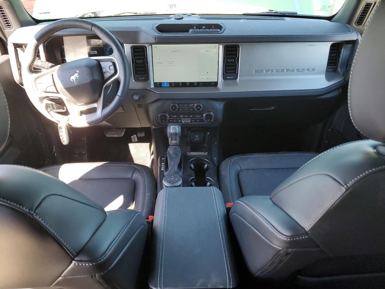 Ford Bronco Outer Banks Image 7