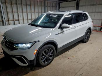  Salvage Volkswagen Tiguan
