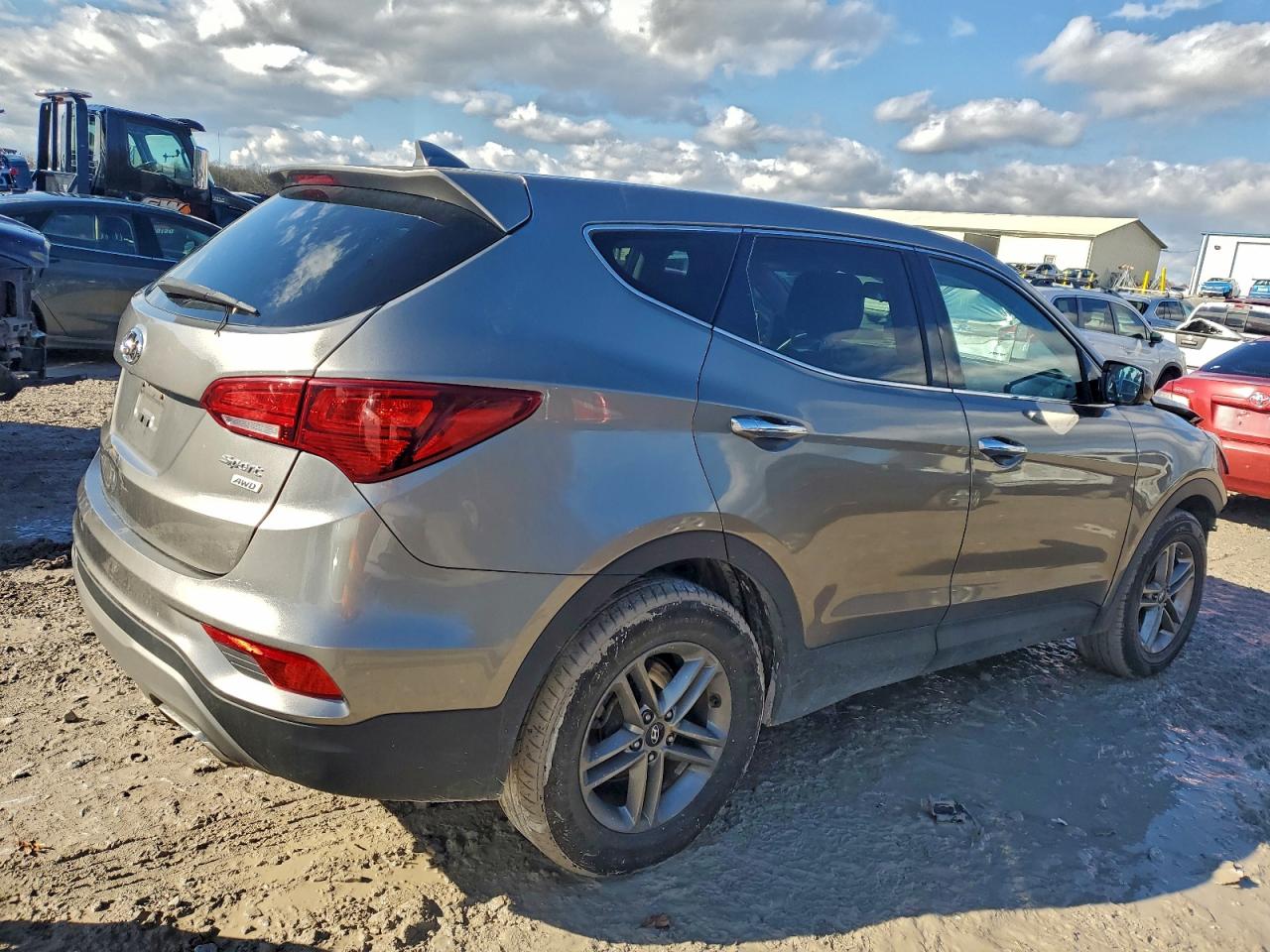 Hyundai SANTA FE Image 8