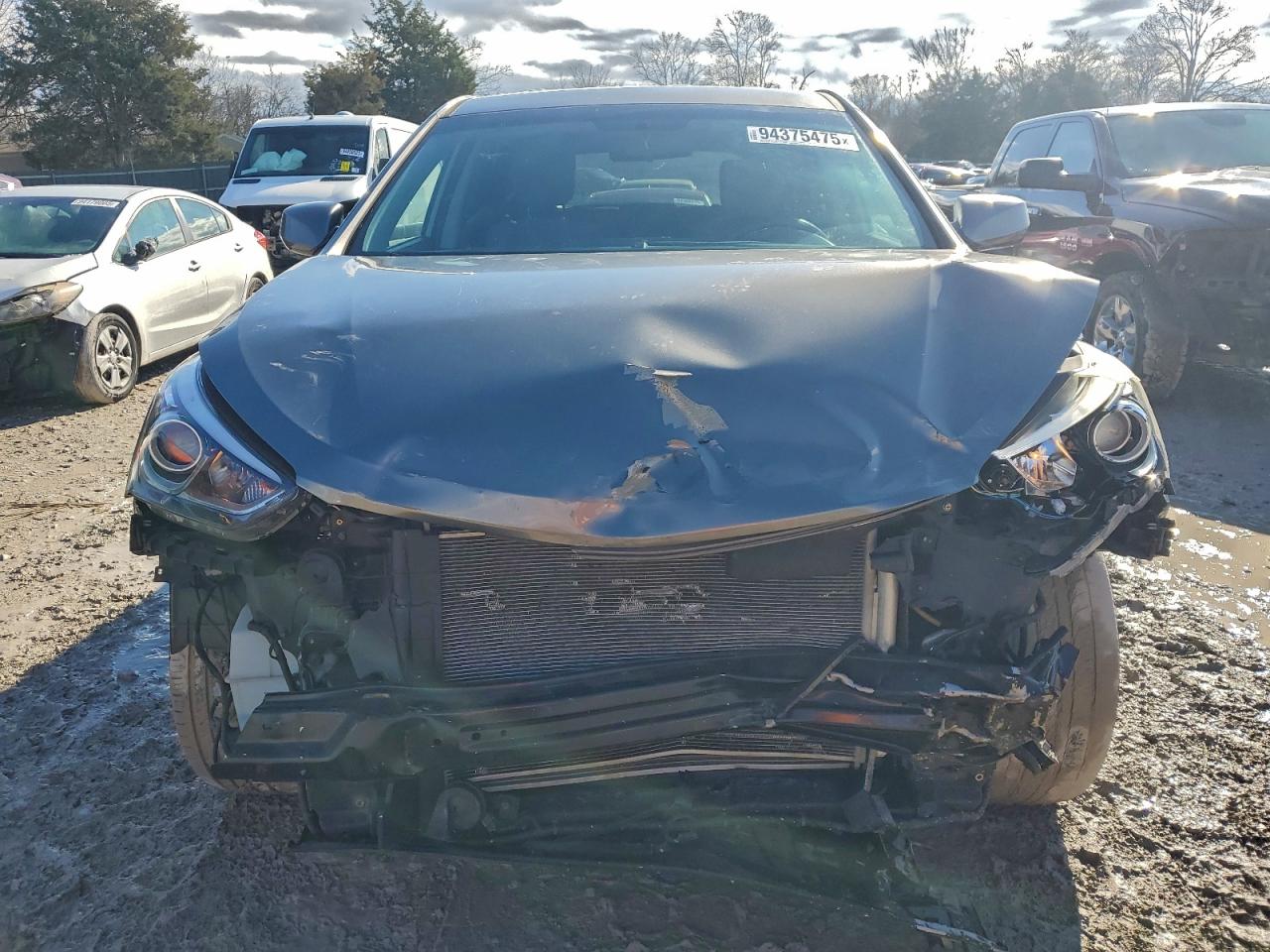 Hyundai SANTA FE Image 2