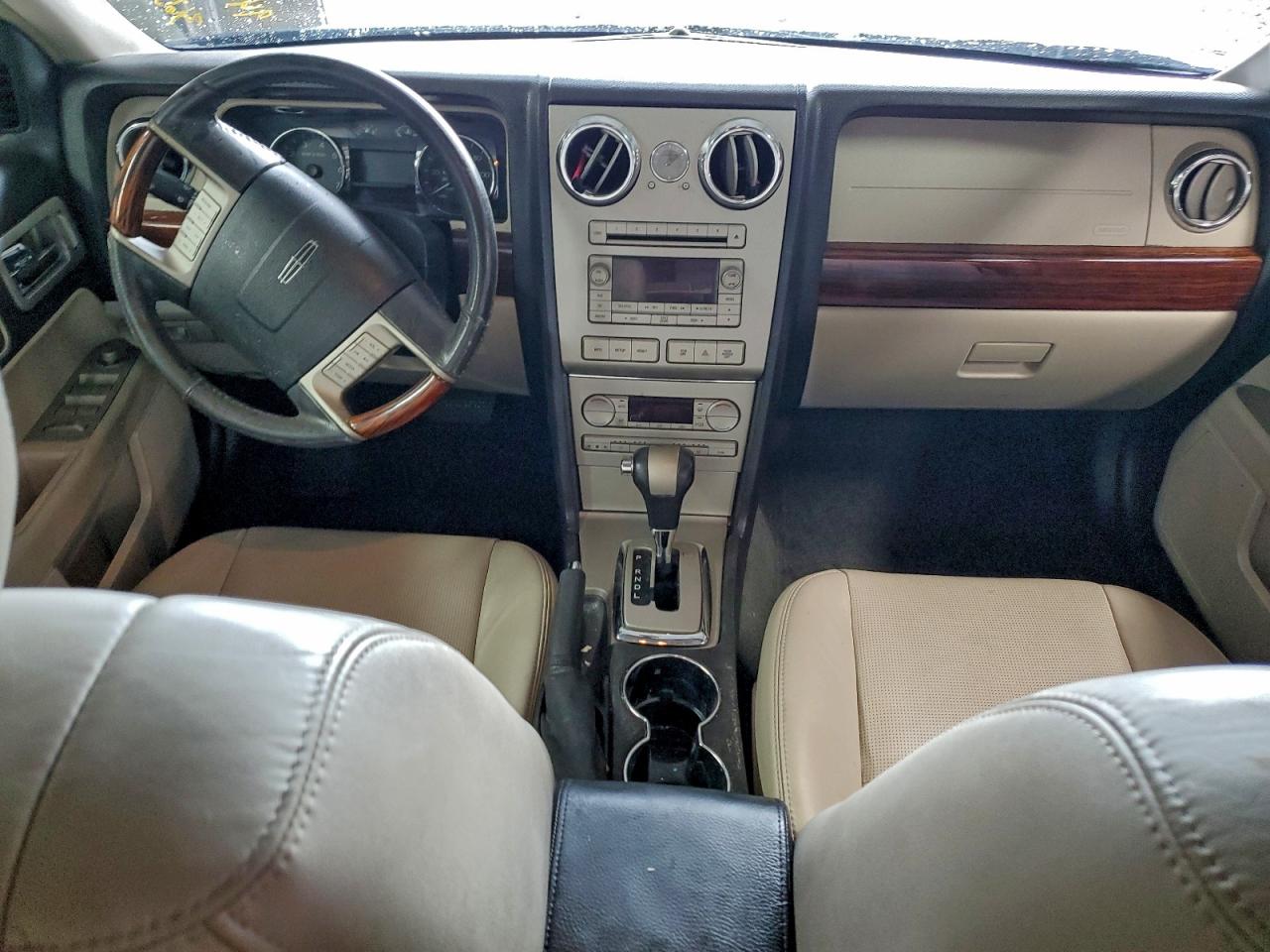 Lincoln Zephyr Image 7