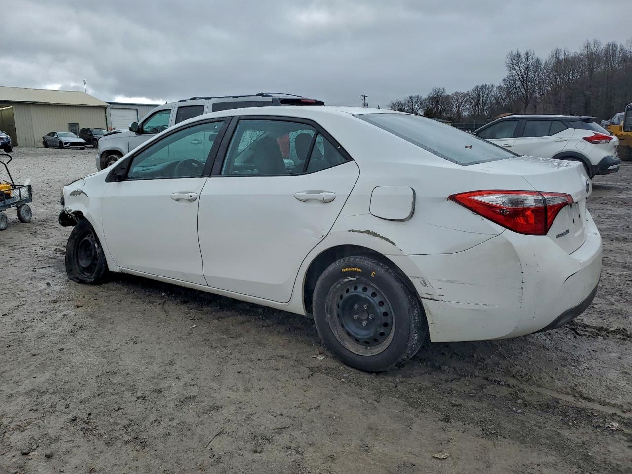 Toyota Corolla L Image 2