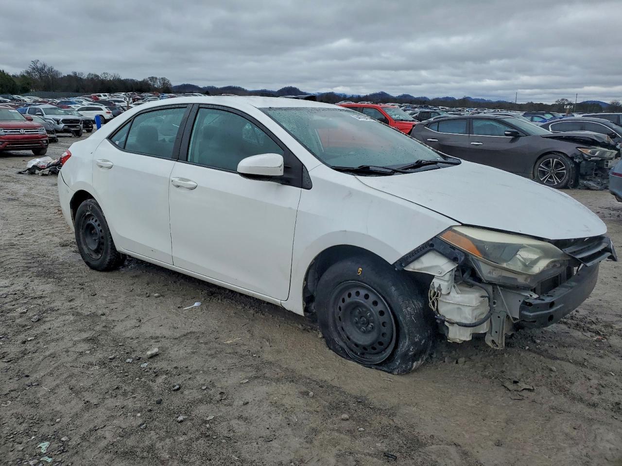 Toyota Corolla L Image 4