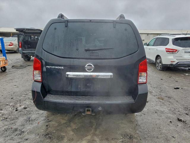 Nissan Pathfinder S Image 2