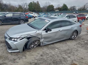  Salvage Toyota Avalon