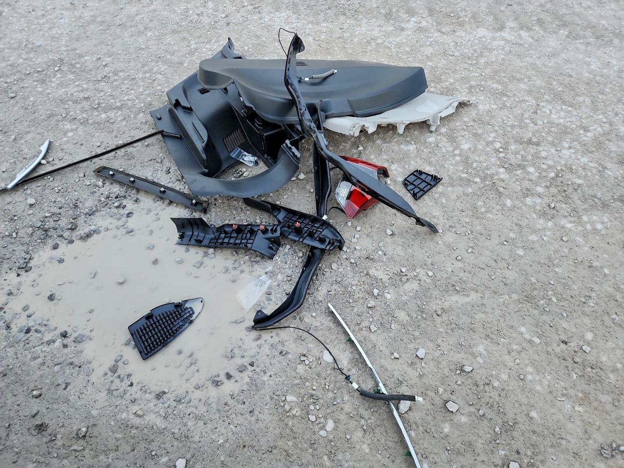 Nissan Rogue S Image 12