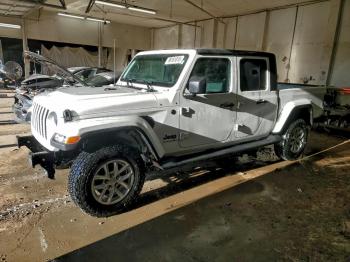  Salvage Jeep Gladiator