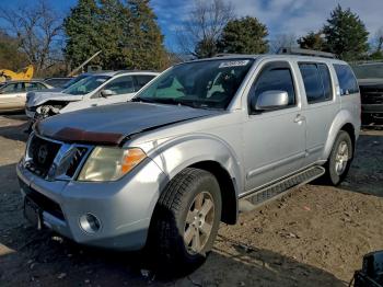  Salvage Nissan Pathfinder