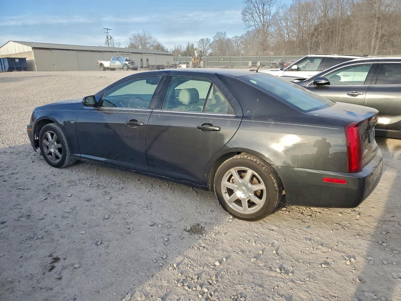 Cadillac STS Image 3