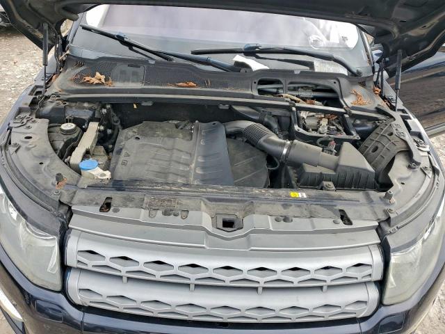 Land Rover Range Rover Pure Premium Image 11