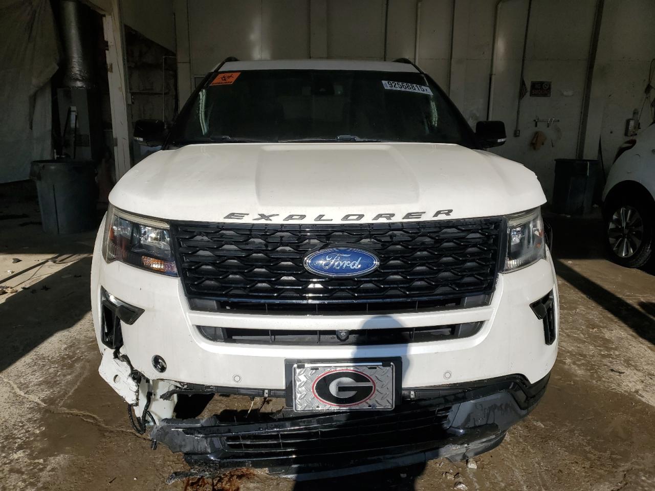 Ford Explorer Sport Image 13