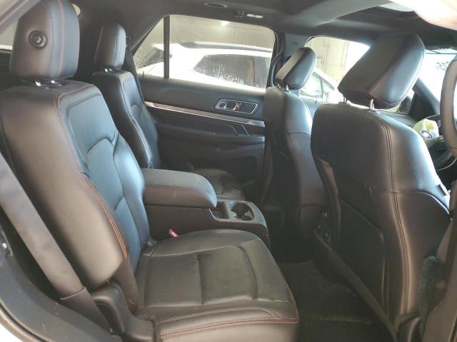 Ford Explorer Sport Image 12
