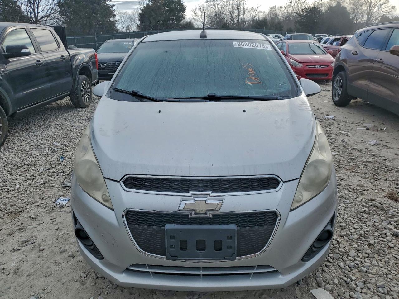 Chevrolet Spark 1lt Image 8